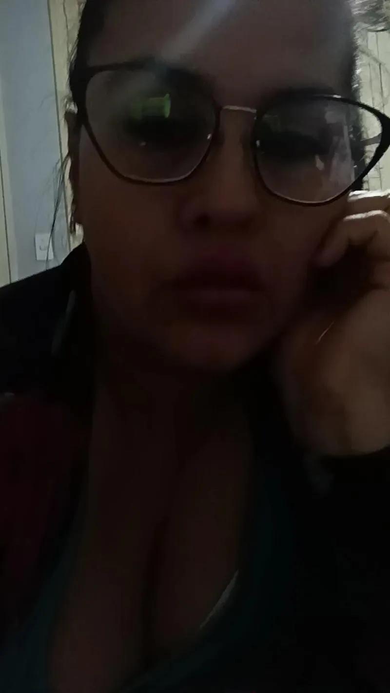 Offline sexylips2024 on Cam4