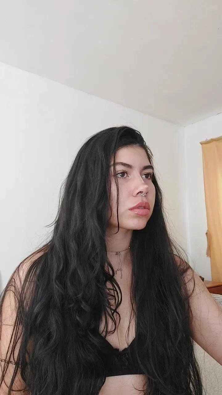 Offline ShaniArgentina on Cam4