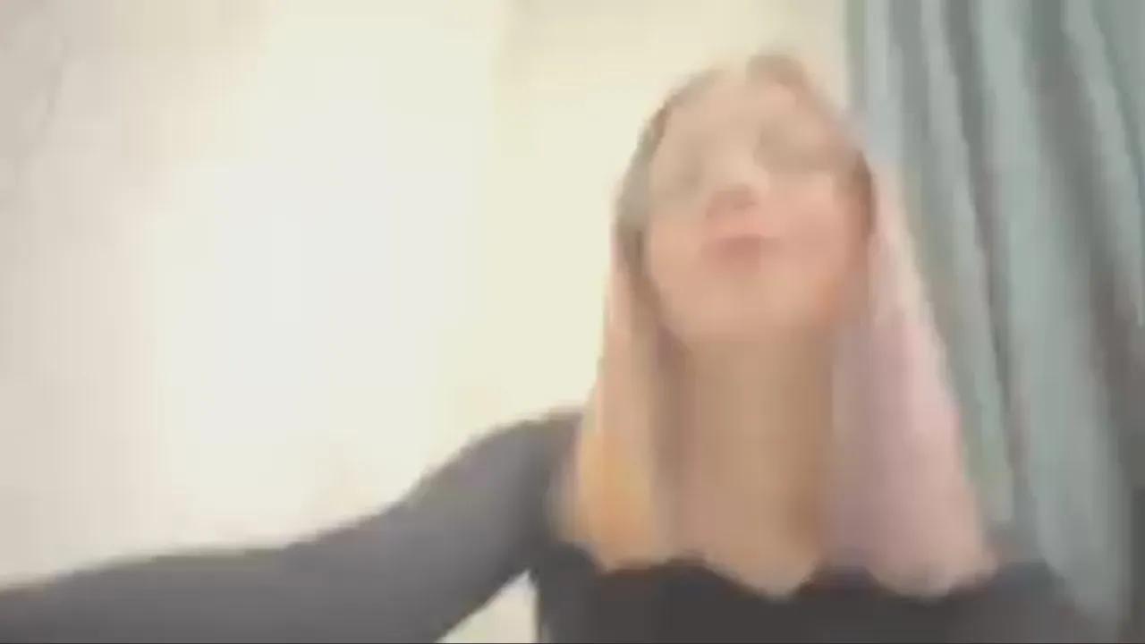 Offline ShaniMonckton on Cam4