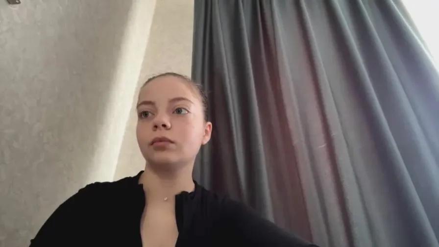 Offline ShaniMonckton on Cam4