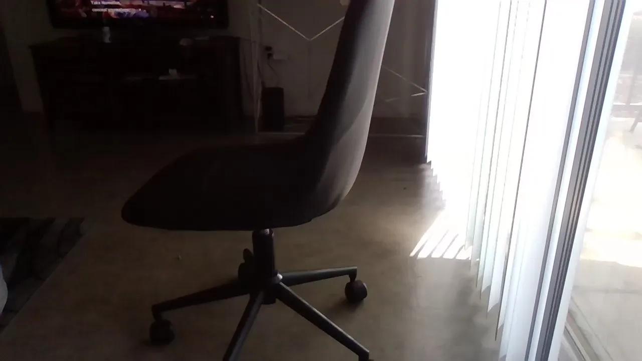 Offline Silkworm_Piper on Cam4