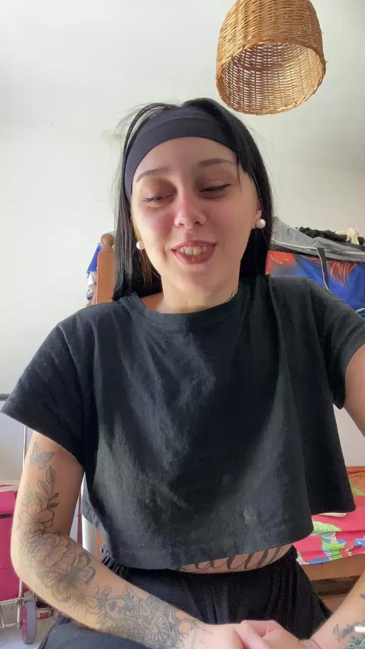 Offline Siltorres33 on Cam4