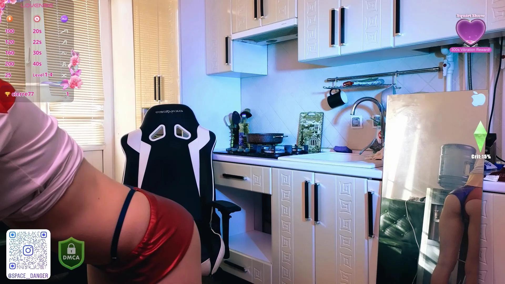 Offline space_danger on Cam4