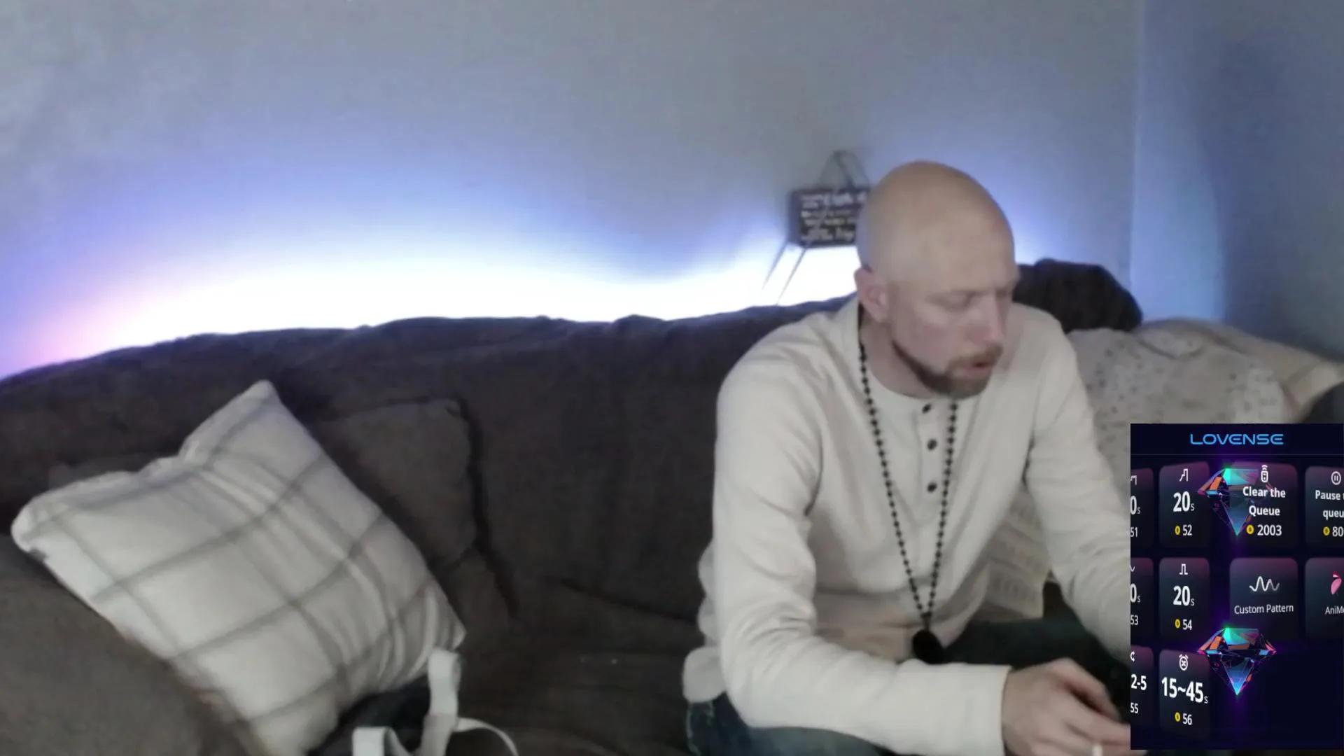 Cam4 Srfuxalot is Freechat Srfuxalot —  #armpits #masturbation #smoke #gamer #cum ##lovense