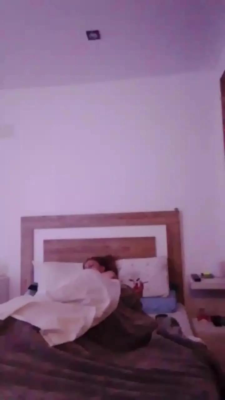 Offline Tamara093 on Cam4