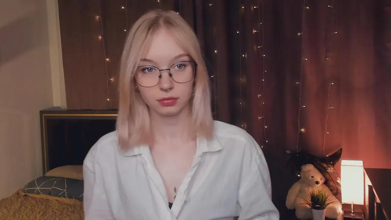 Freechat TandraNorum on Cam4