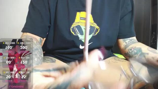 tatto_girl_xxx on Cam4 