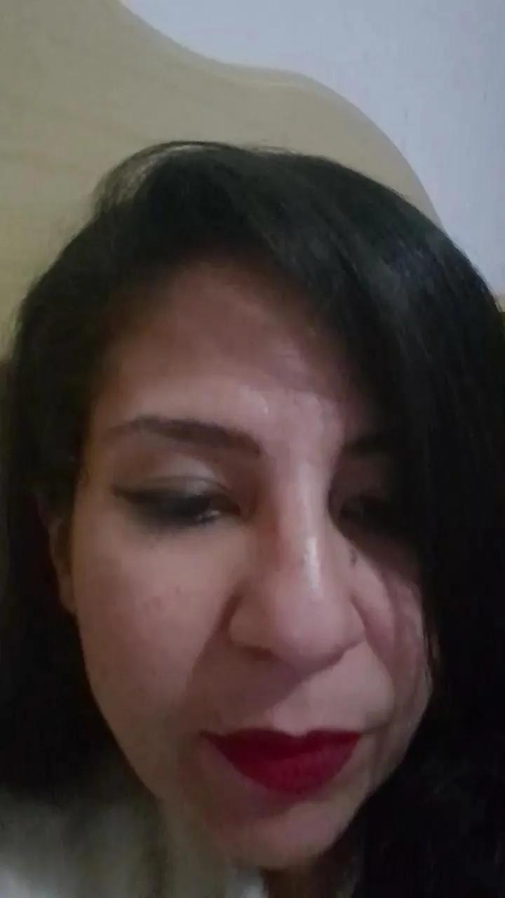 Offline thaynnaxxx on Cam4