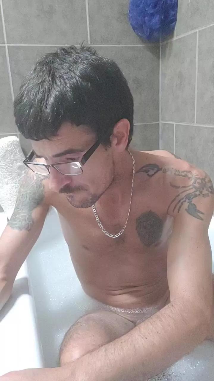 Offline the1show1 on Cam4