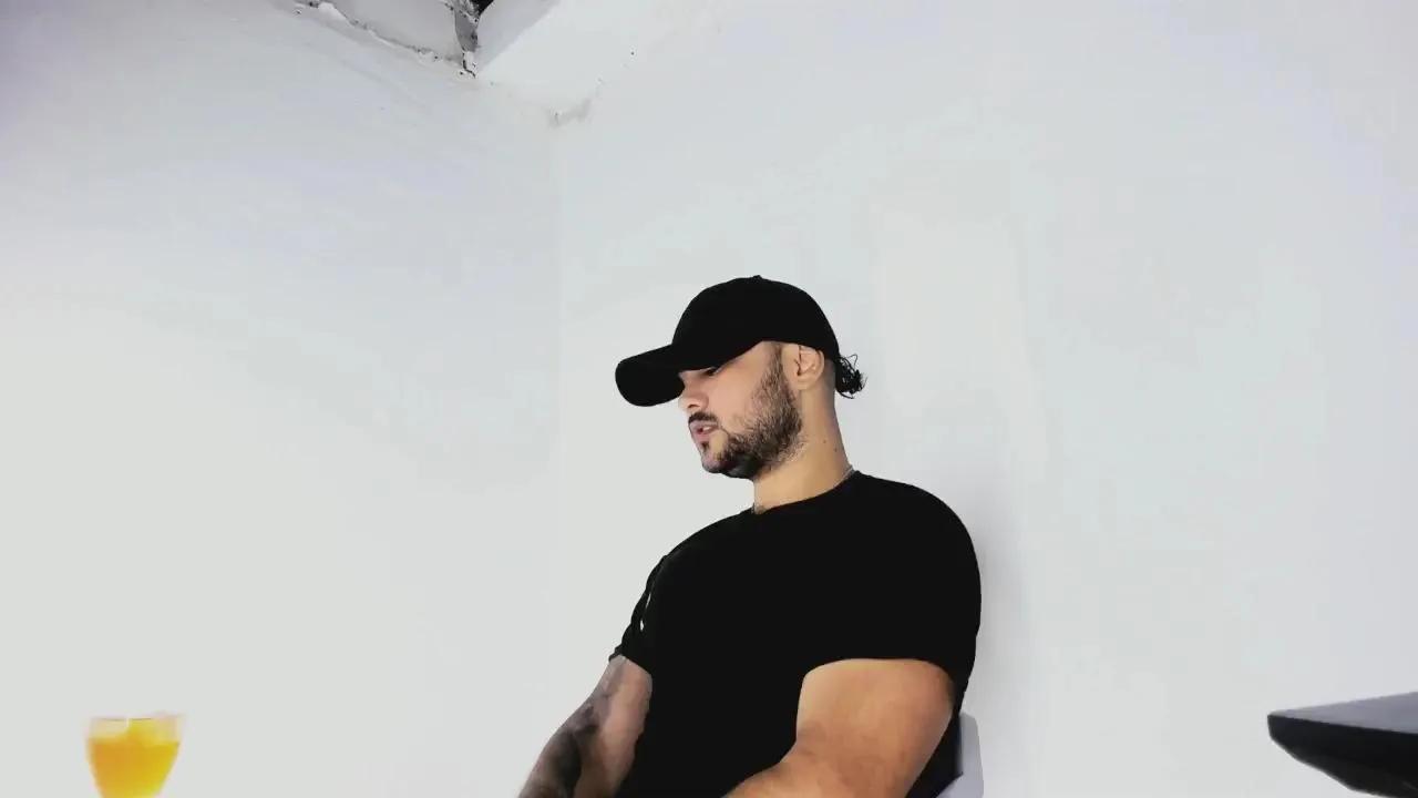 Offline Tommy_Sccot on Cam4