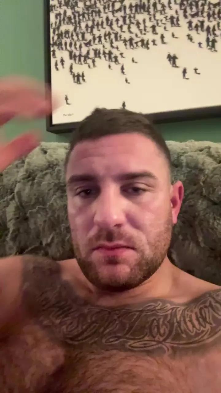 Offline TWOPEESINAPOD on Cam4