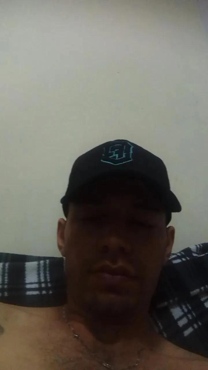 Offline valencia691 on Cam4