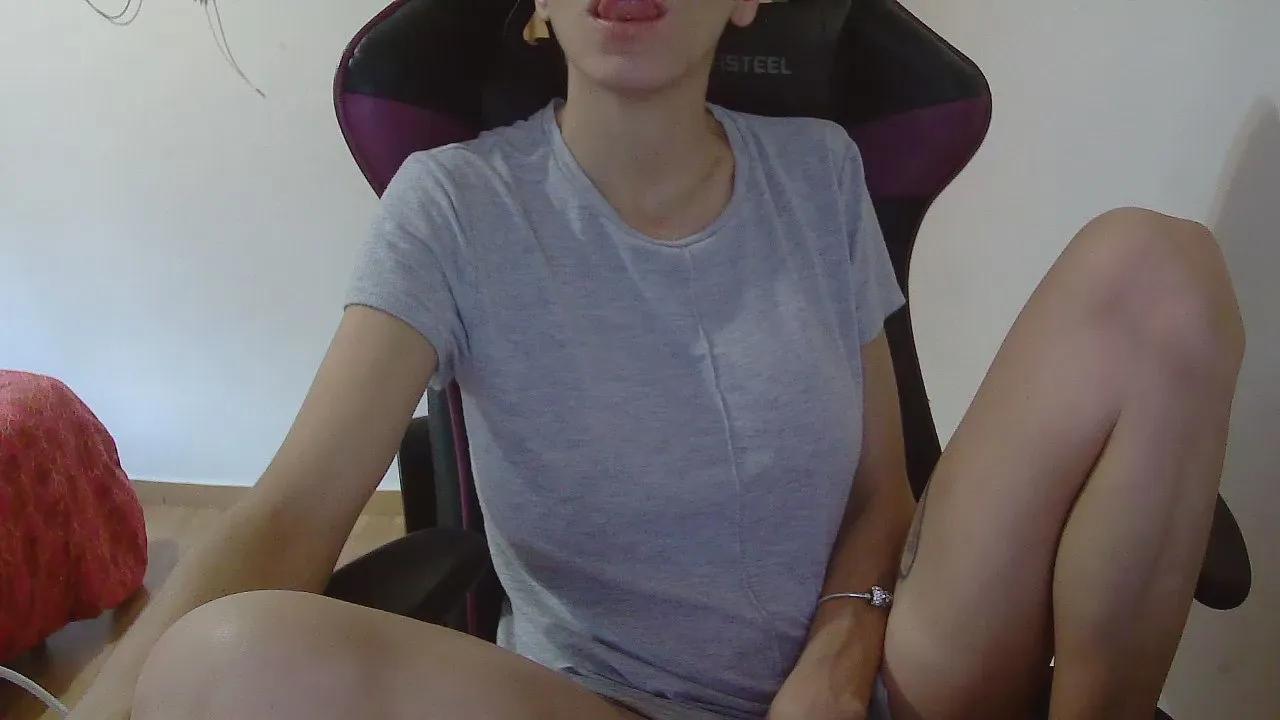 Offline Vampirosa on Cam4