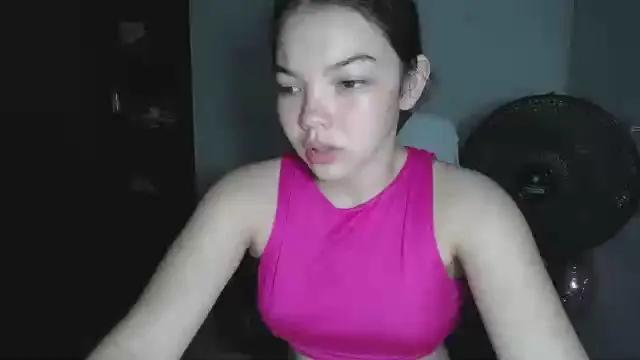 Offline Venelope1 on Cam4