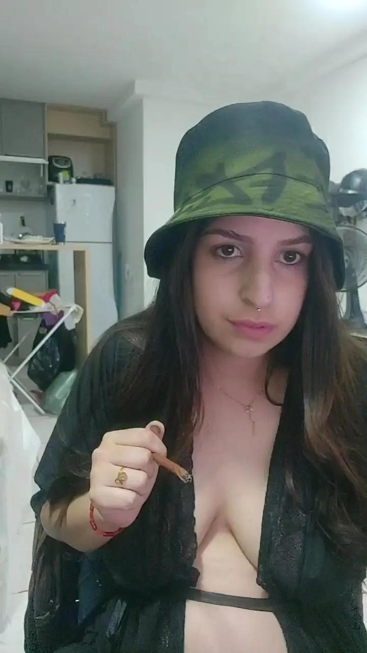 Offline Venusfatality on Cam4