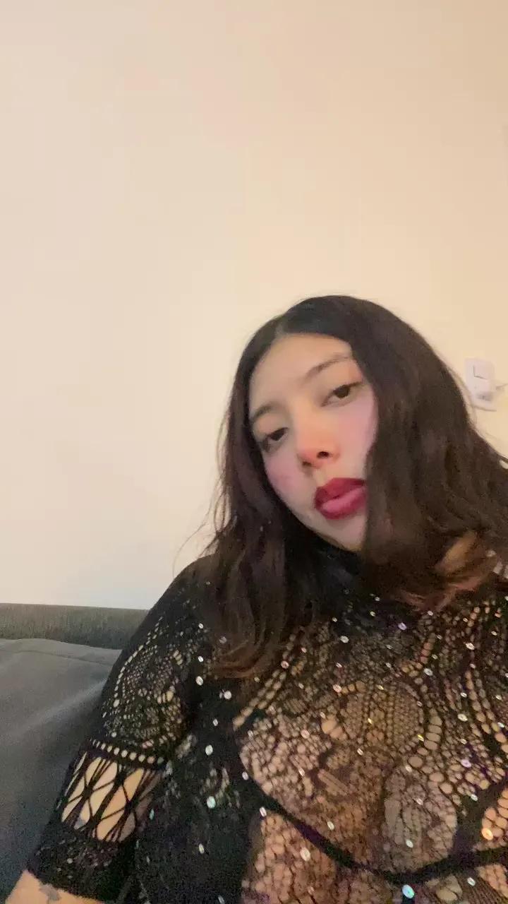 Offline Waifuprohibida on Cam4