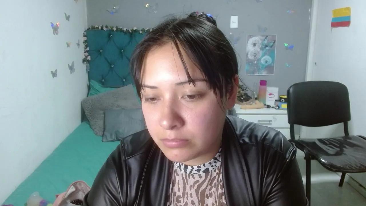 Offline wandafuckass on Cam4