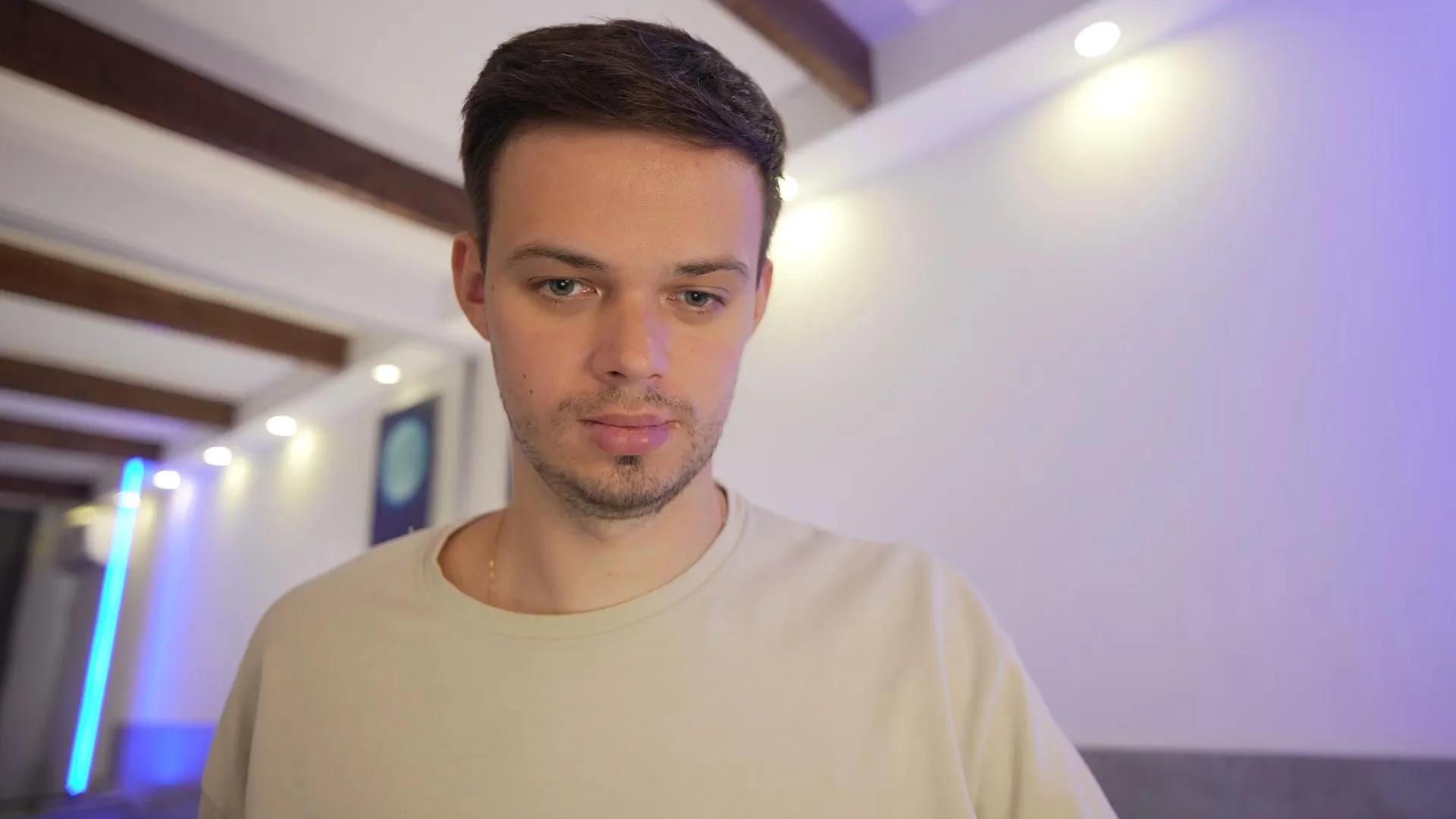 Offline Waynenort on Cam4