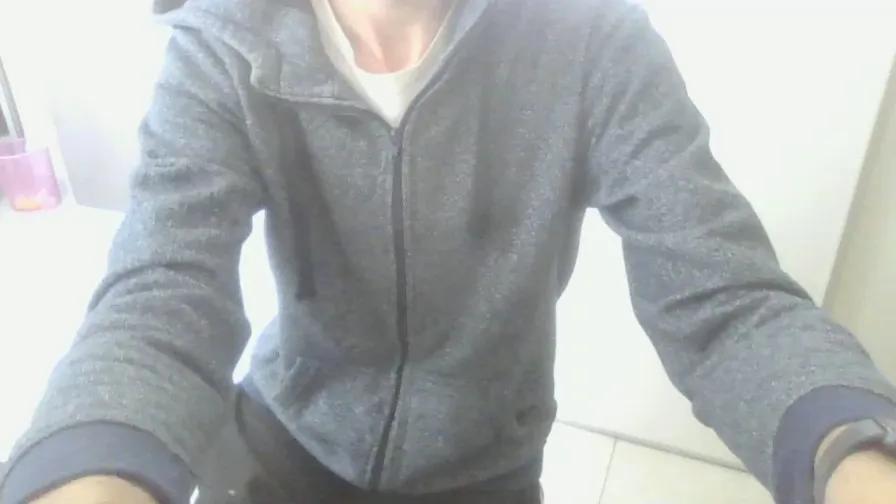 Offline willyhot_hot on Cam4