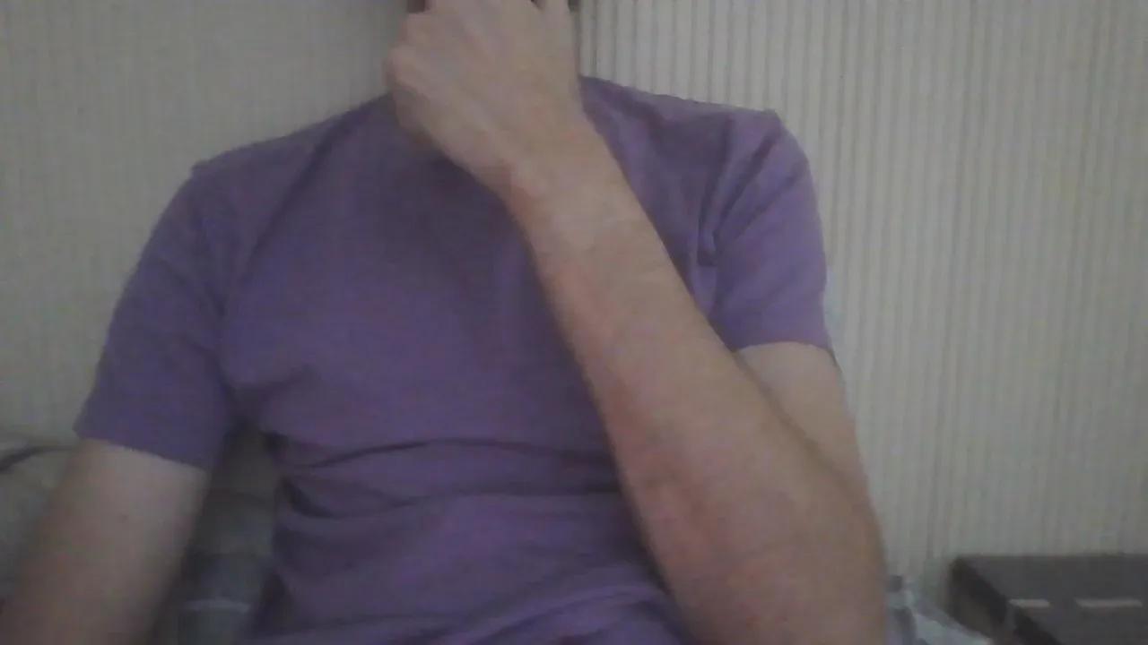 Offline willyhot_hot on Cam4