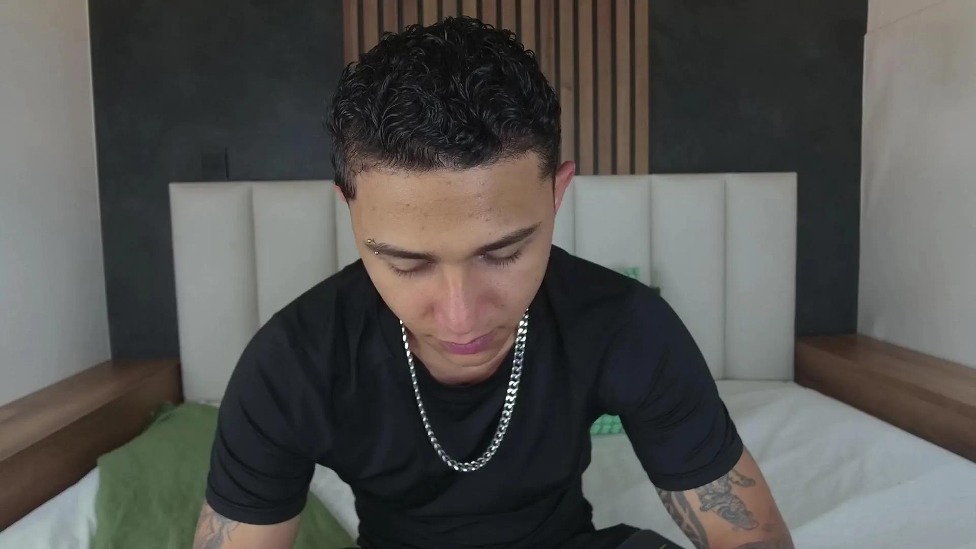 Cam4 XavierFoxx_ is Freechat XavierFoxx_ —  #cute #feet #armpits #C2C #masturbation #milk #amateur