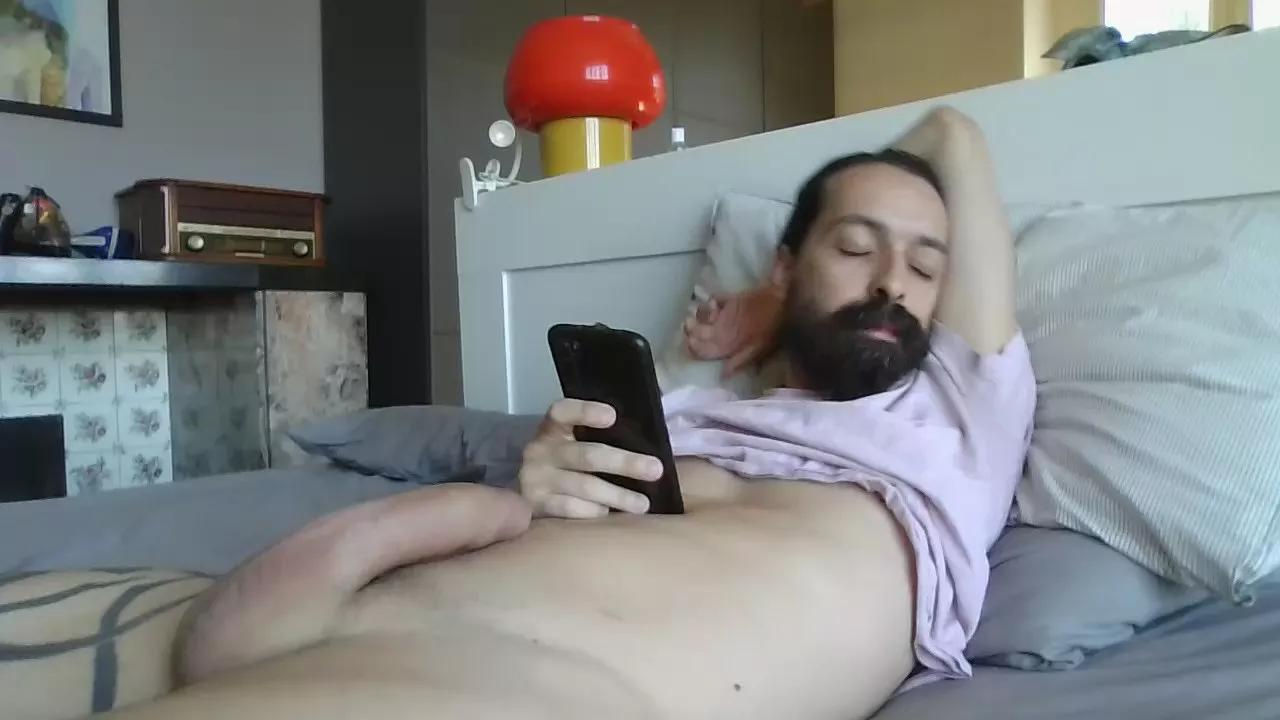 Offline XLItalianXL on Cam4