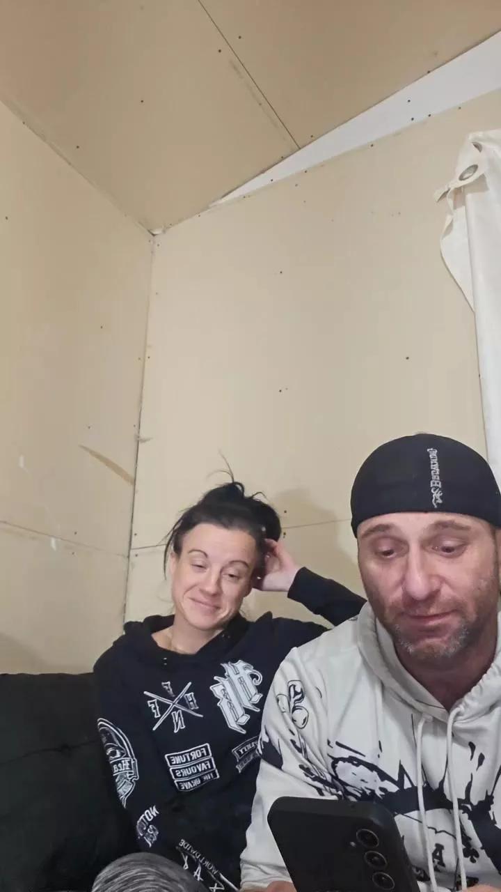 Offline Xxxcamxxx69 on Cam4