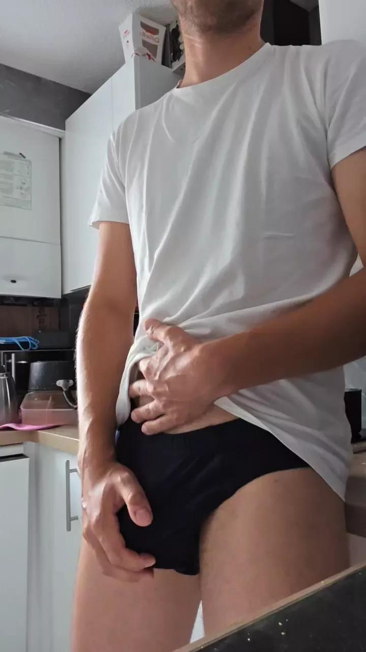 Offline xxxkxxx21 on Cam4