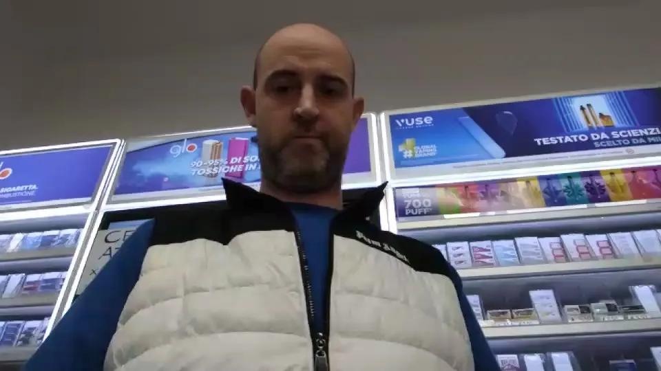 Offline Xxxme85 on Cam4