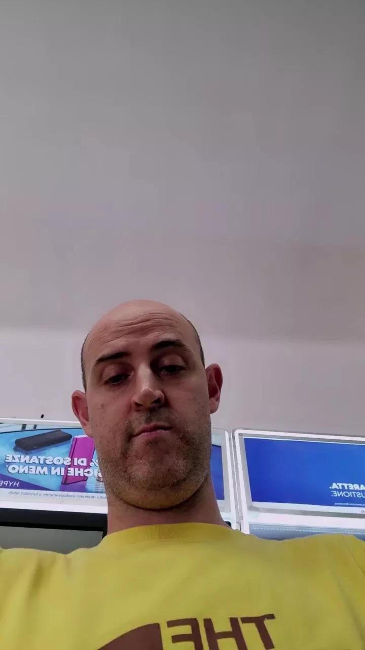 Offline Xxxme85 on Cam4