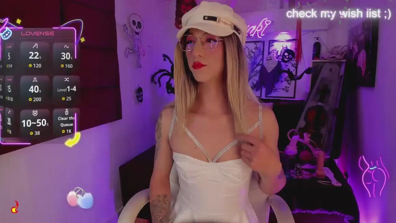 Offline YakiTai on Cam4