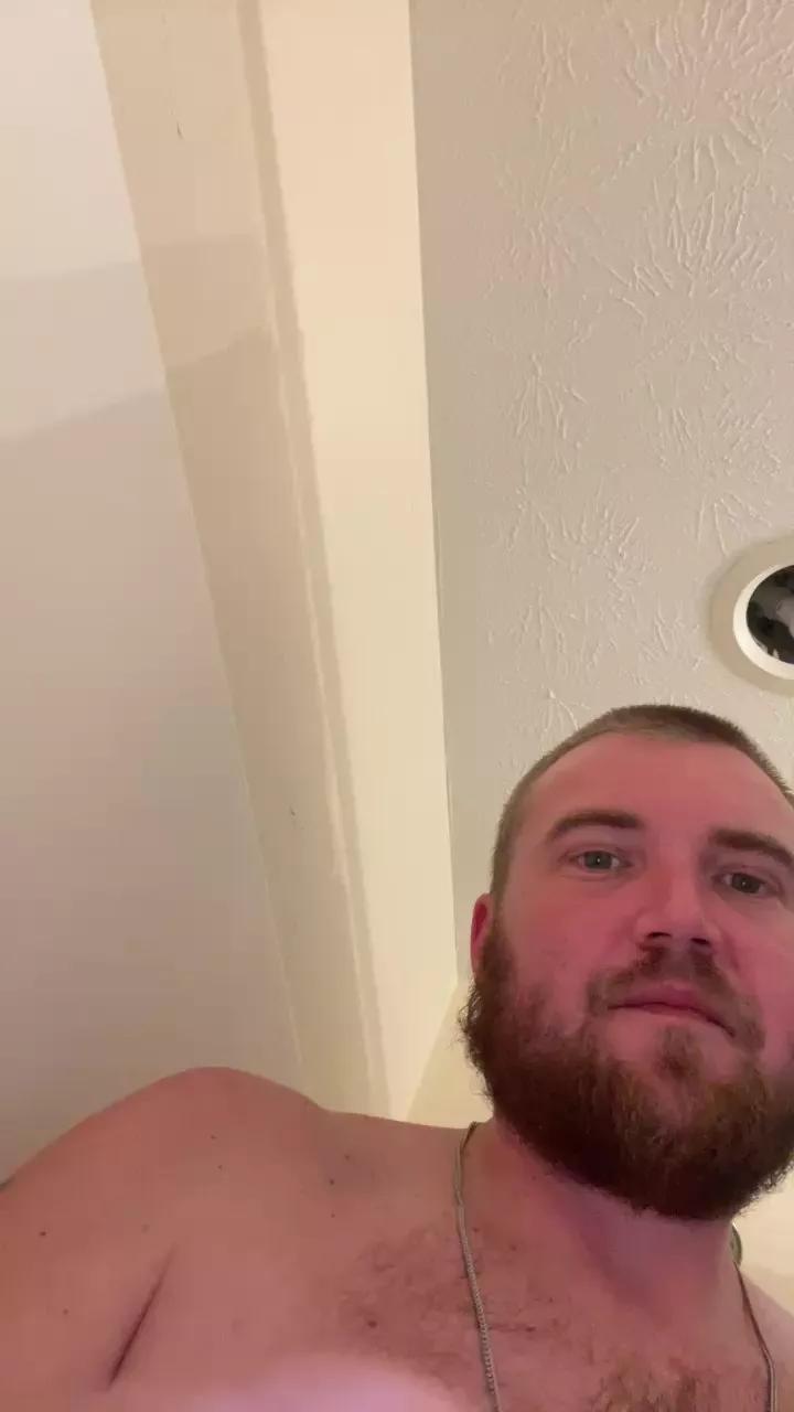 Offline Yearight181 on Cam4