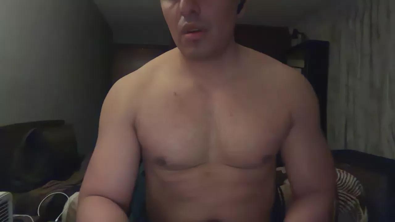 Offline yuenuey on Cam4