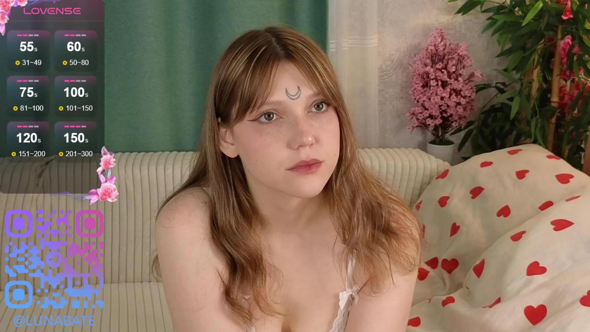 Offline ZaraGrandon on Cam4