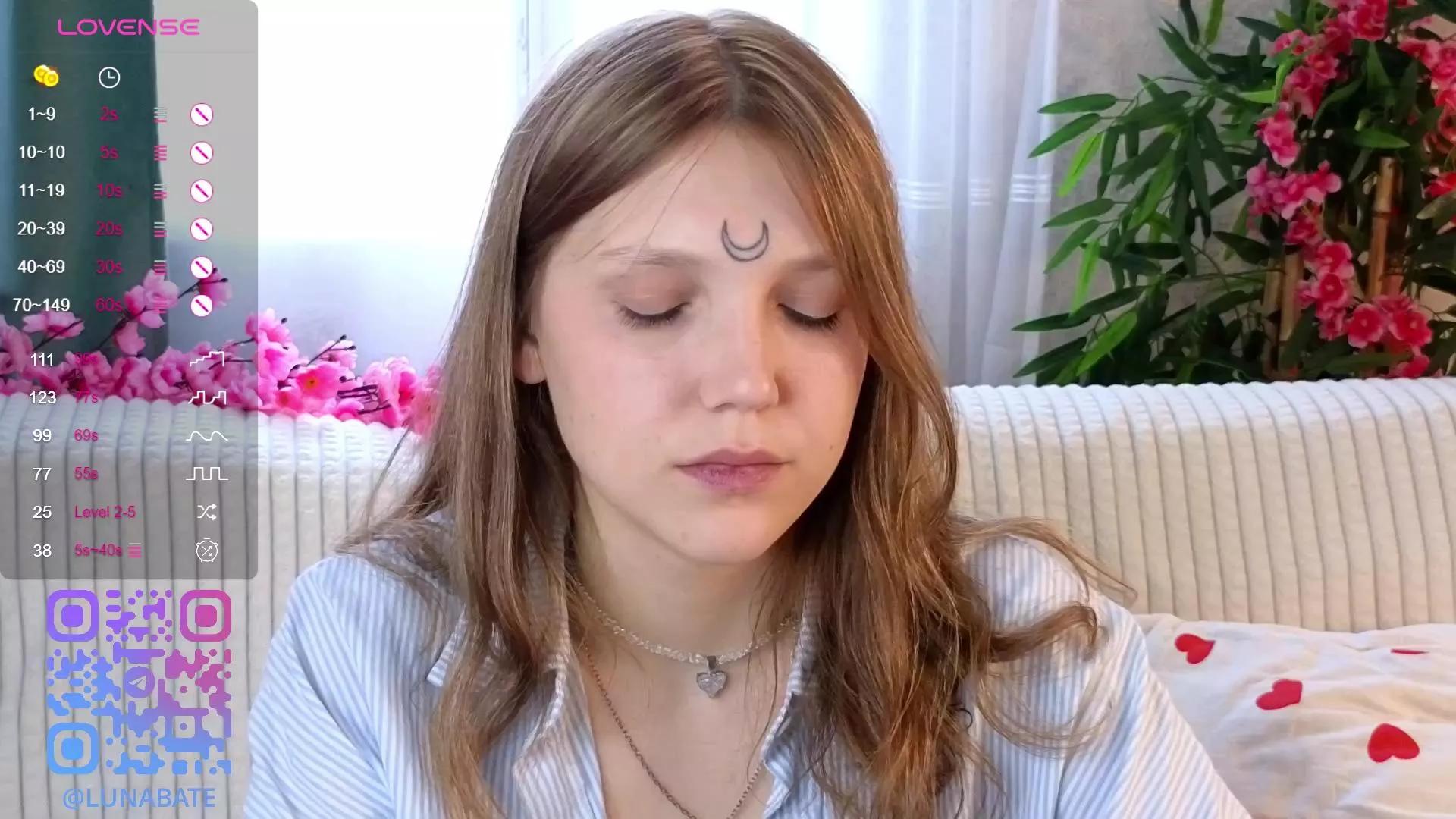 Offline ZaraGrandon on Cam4