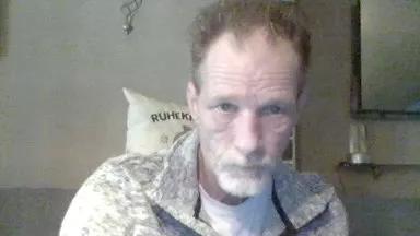 Offline zeigesmir on Cam4