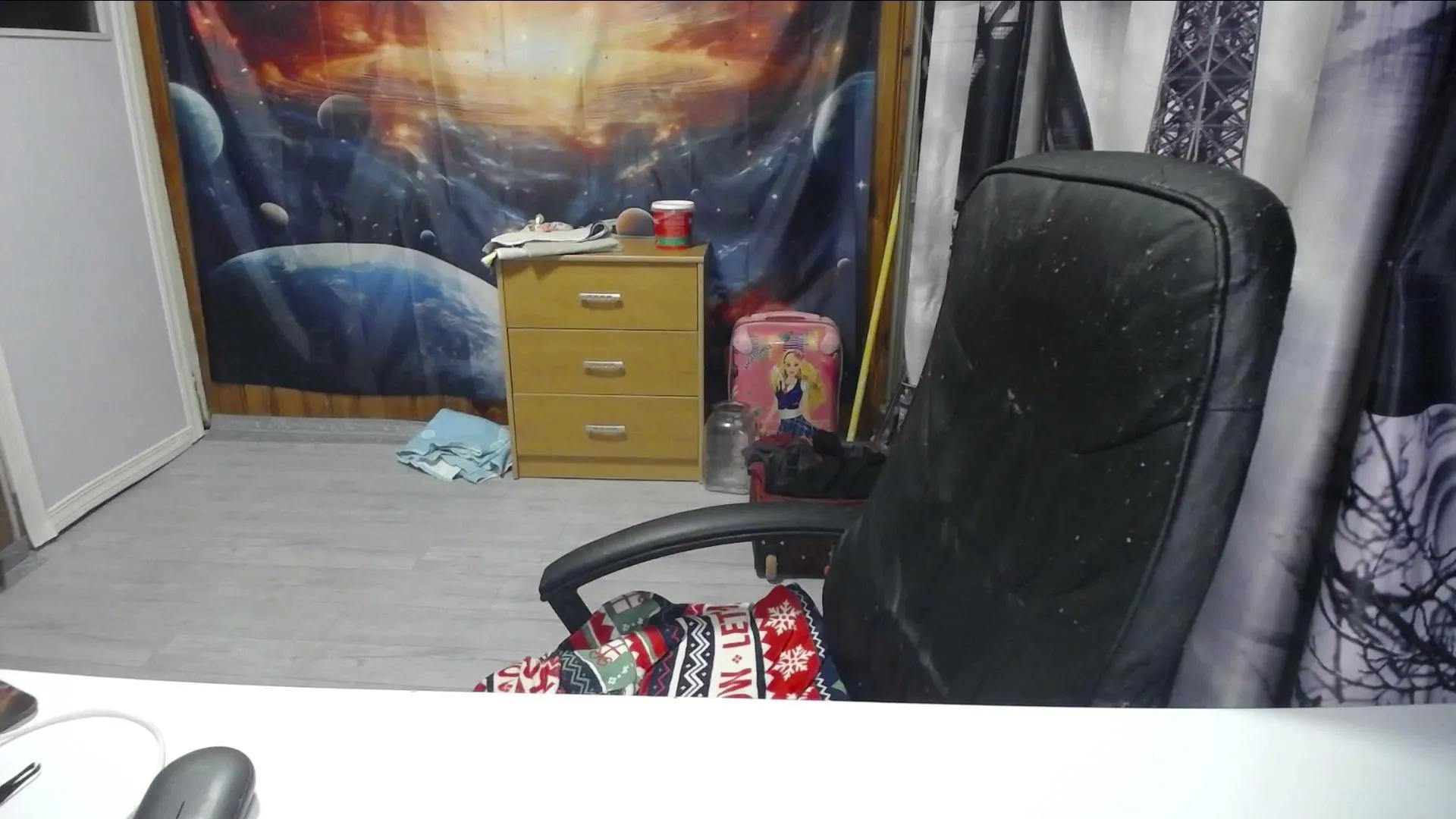 Offline zlatkovna on Cam4