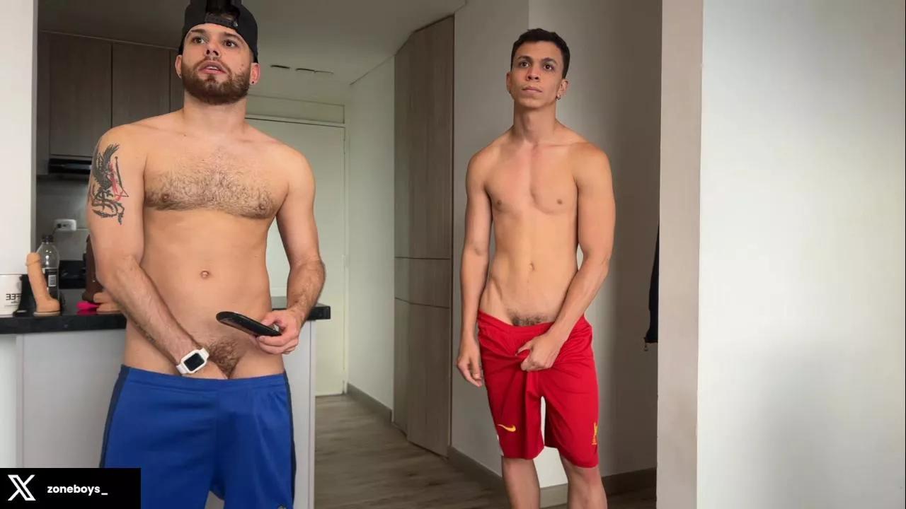 Offline zoneboys_ on Cam4