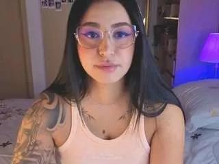 aashleey on CamSoda 