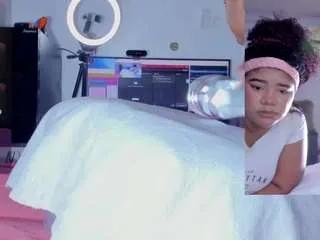 Freechat abigail-girl on CamSoda