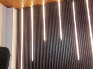 aida-jones — Play with my pussy [155 tokens remaining]