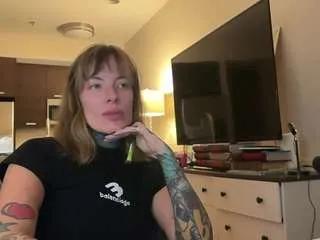 Offline airgead on CamSoda