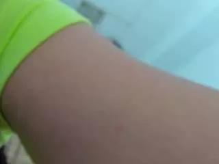 Offline aisharouhi on CamSoda