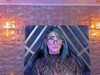 Offline alahia-dangelo on CamSoda