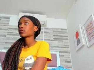 Freechat alana-roos on CamSoda