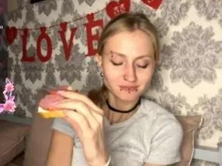 Offline albertacovert on CamSoda