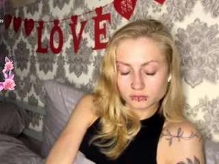 Offline albertacovert on CamSoda