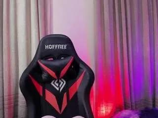 Offline aleja-hill on CamSoda