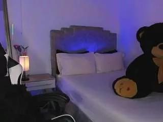 Offline alexia-mattel on CamSoda