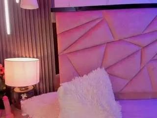 Freechat alissemiller on CamSoda